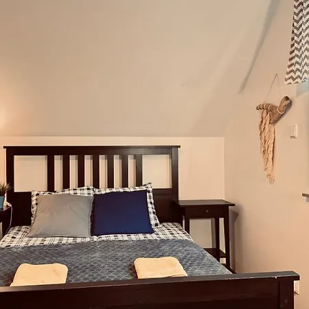 Morze Kolo Jastrzebia Gora Wilcza 12 Hébergement de vacances Rozewie