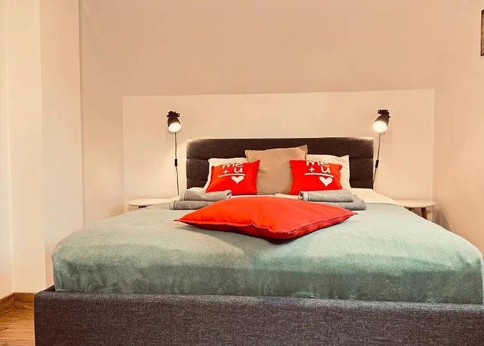 Morze Kolo Jastrzebia Gora Wilcza 12 *